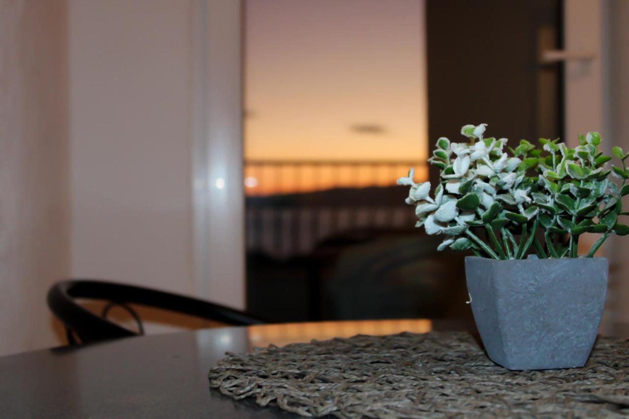 Apartments Larus Башка-Вода Экстерьер фото