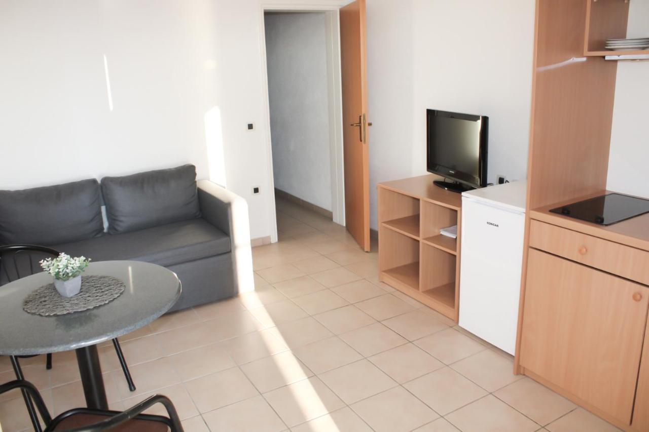 Apartments Larus Башка-Вода Экстерьер фото